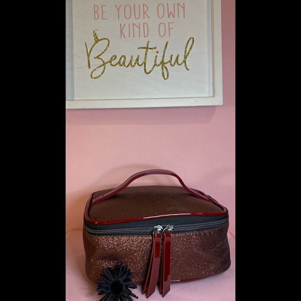 NWOT “jazz train case” Under One Sky